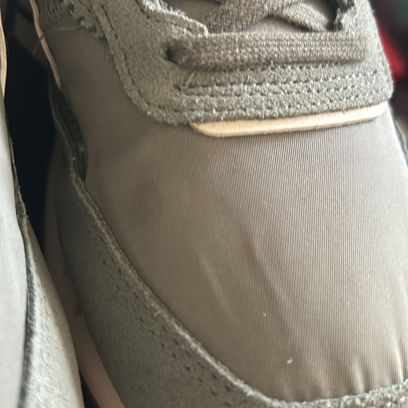 Reebok CL Legacy - Picture 3 of 6